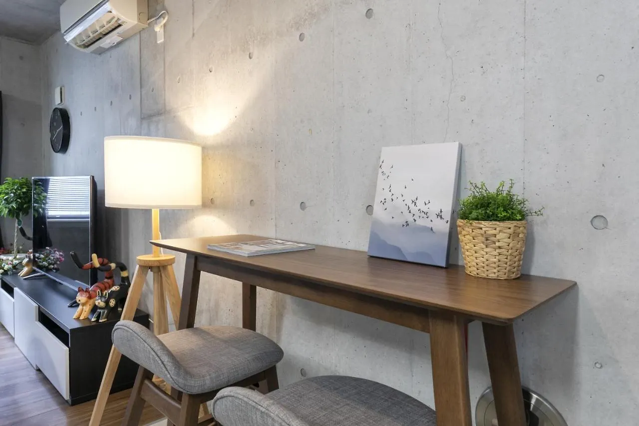 Uhome Otsuka Villa Tokyo