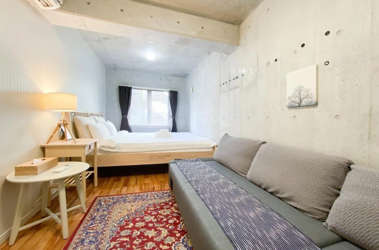 Uhome Otsuka Villa Tokyo